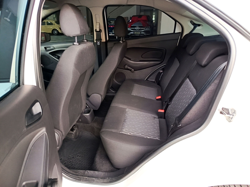 Ford Ka+ Branco
