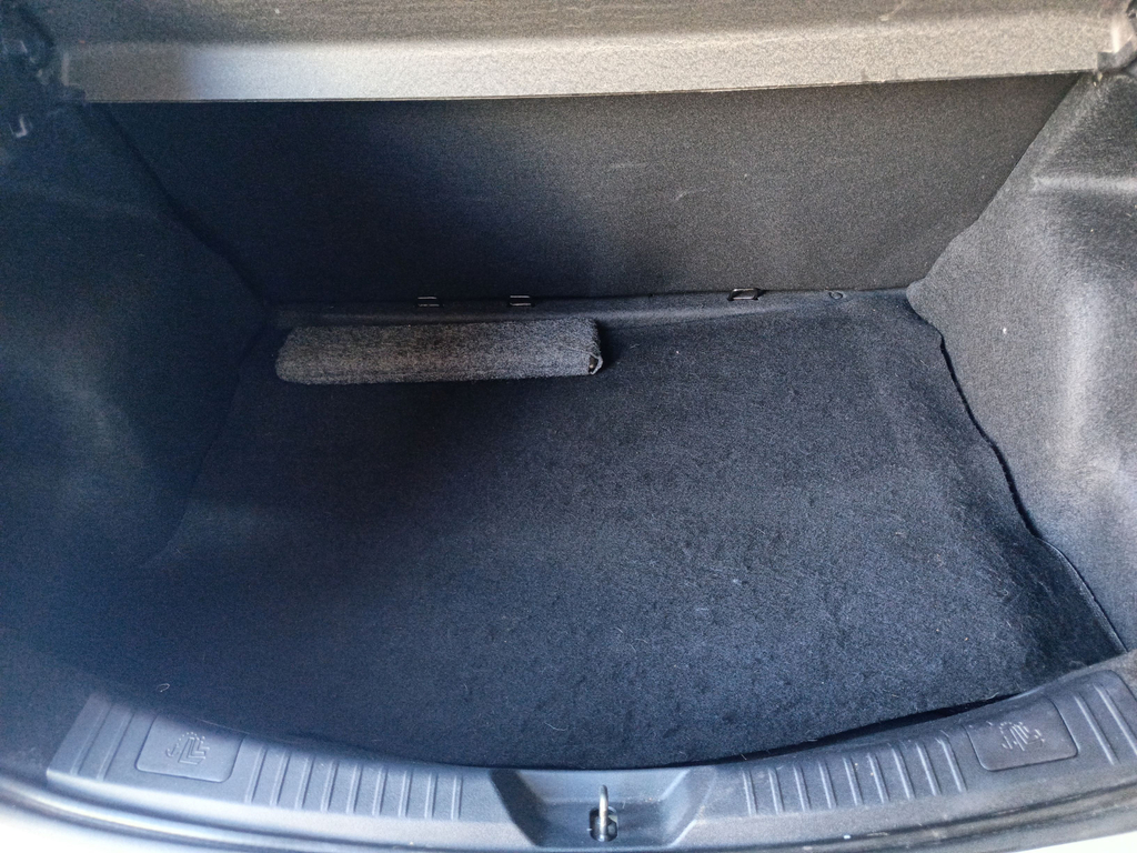 Toyota Yaris Hatch Prata