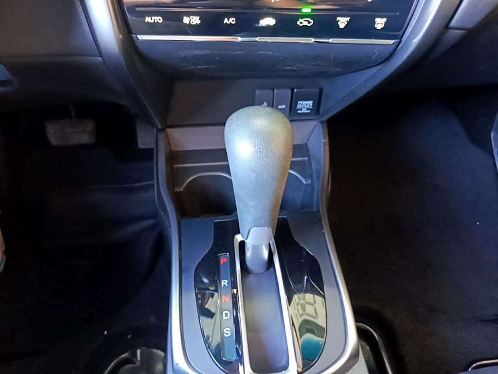 Honda City Cinza