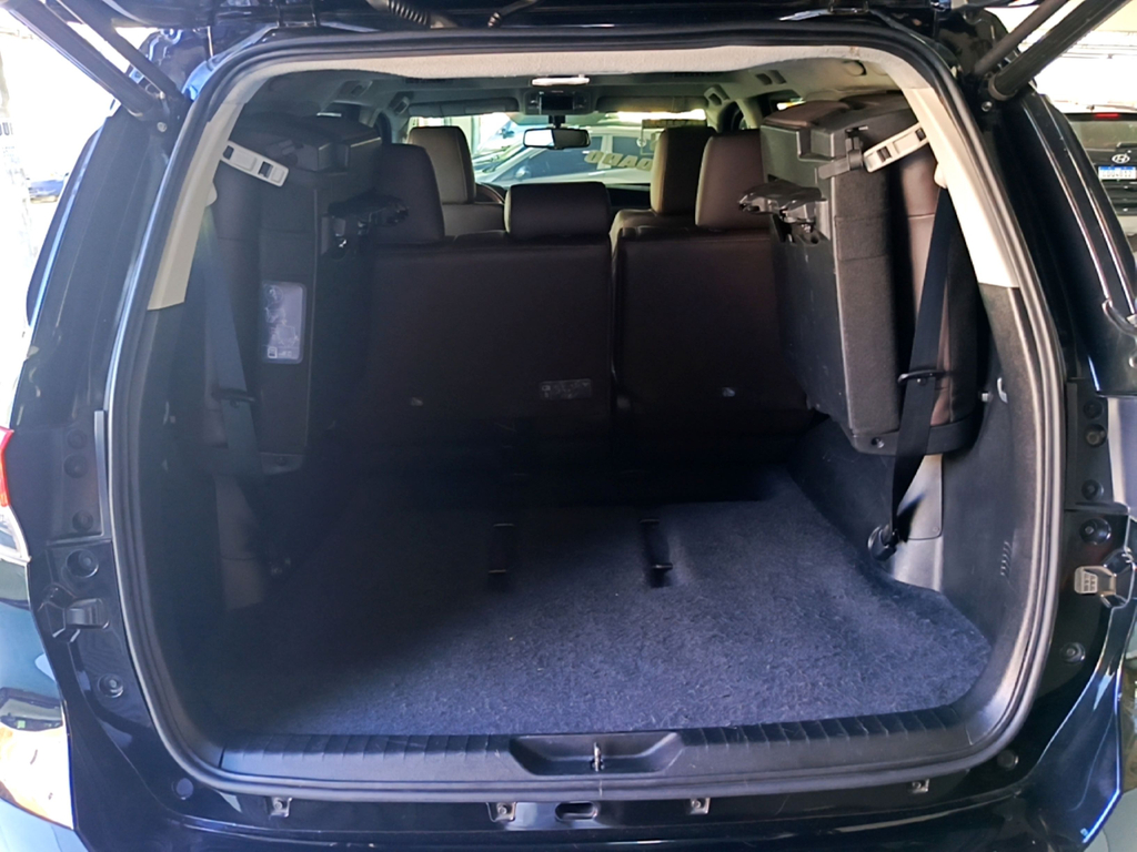 Toyota Hilux SW4 Preto