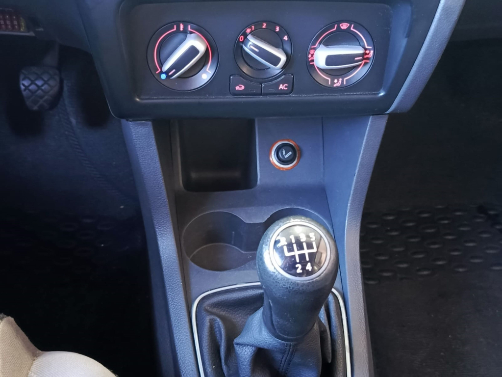Volkswagen SpaceFox Prata