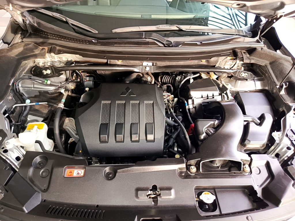 Mitsubishi Eclipse Cross Prata