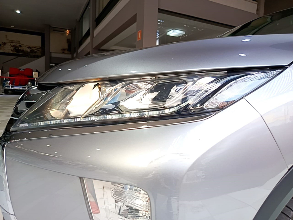 Mitsubishi Eclipse Cross Prata