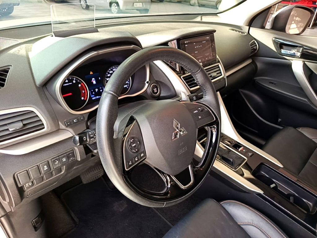 Mitsubishi Eclipse Cross Prata