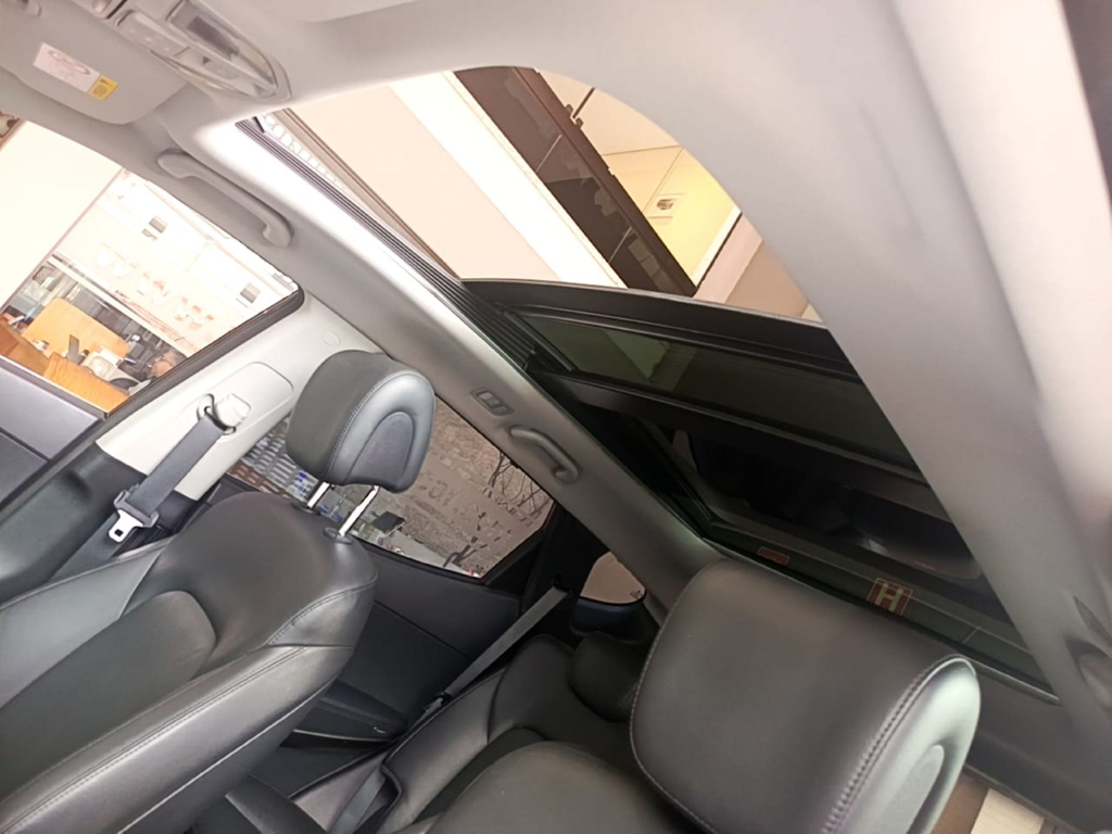 Hyundai Santa Fe Preto