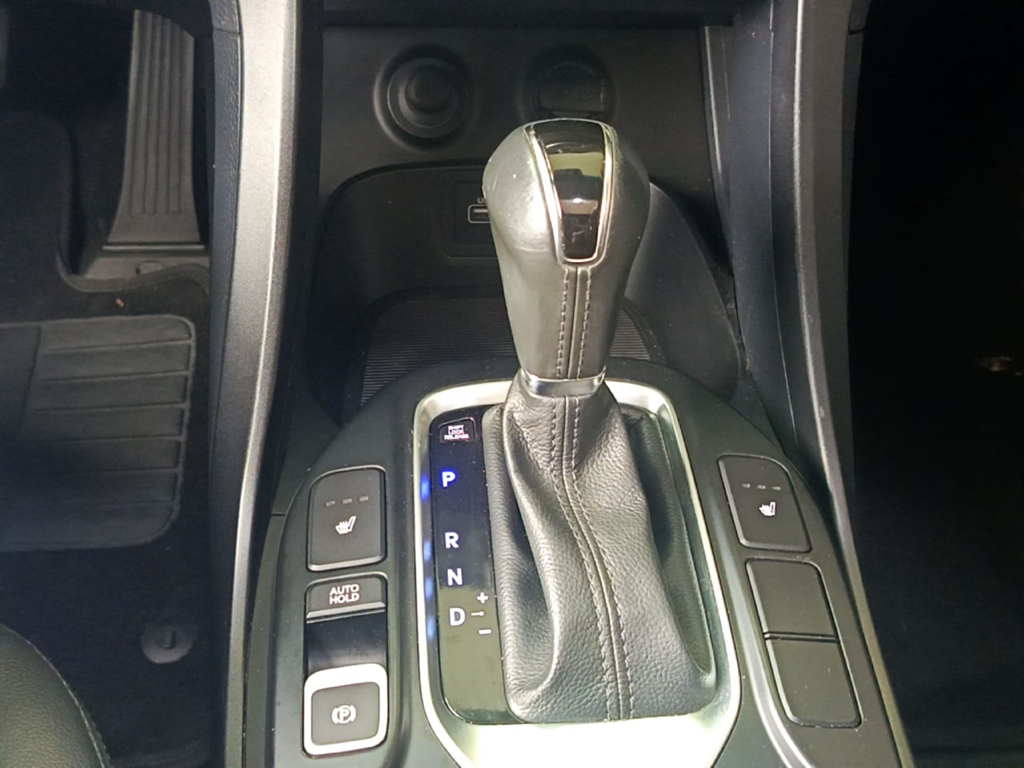 Hyundai Santa Fe Preto
