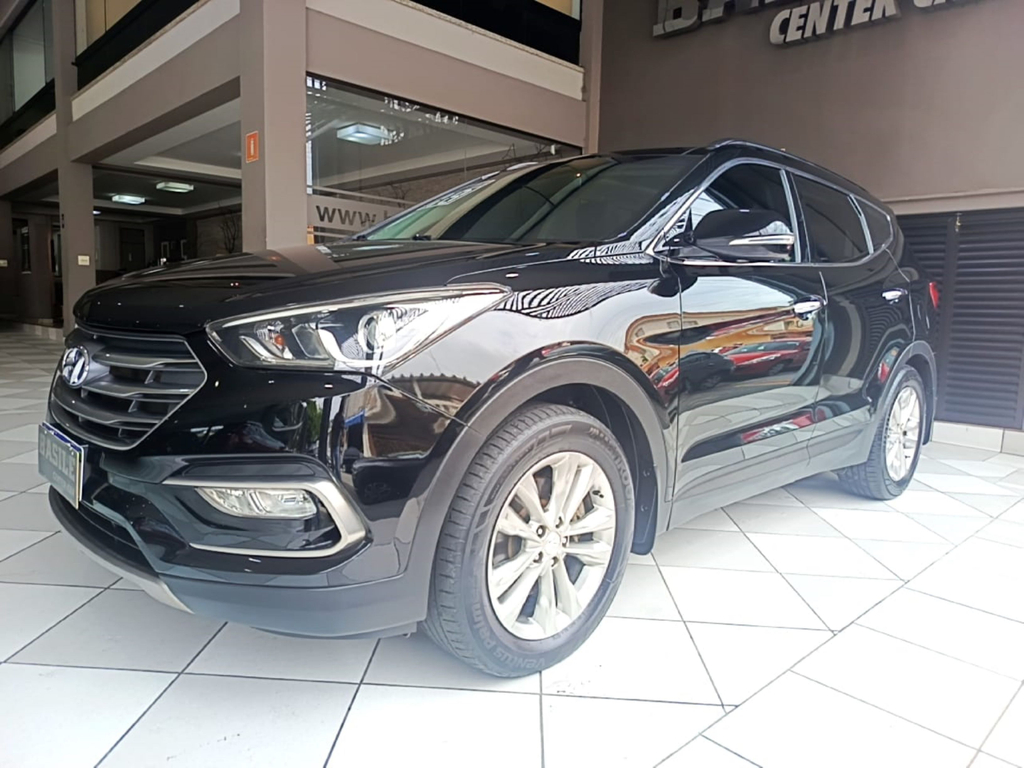 Hyundai Santa Fe Preto