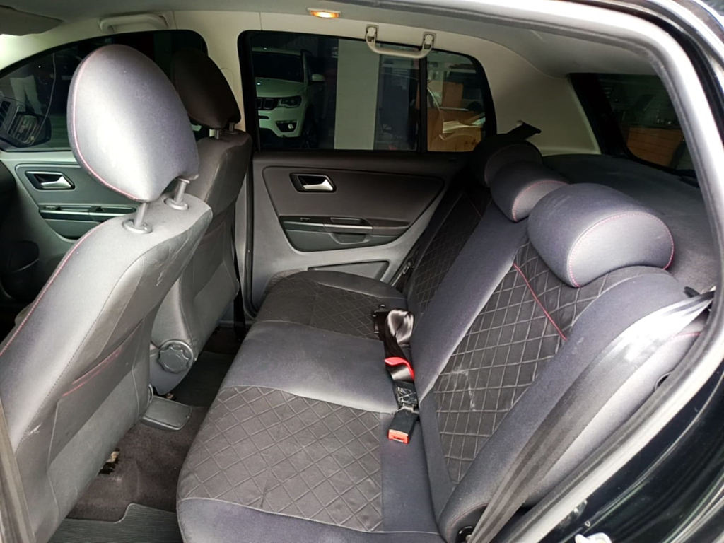 Volkswagen Fox Preto