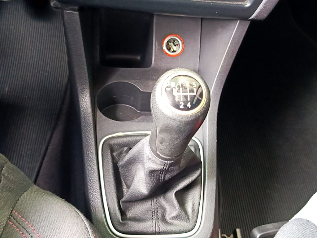 Volkswagen Fox Preto