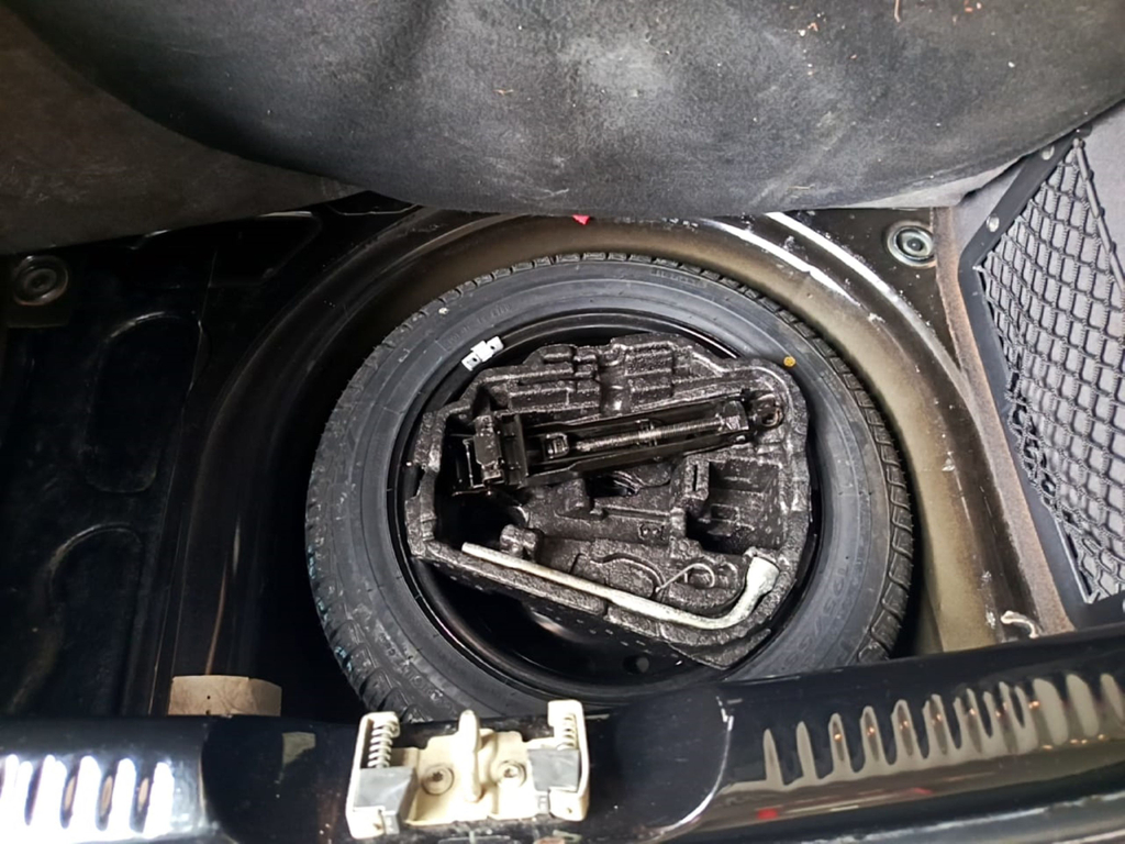 Volkswagen Fox Preto