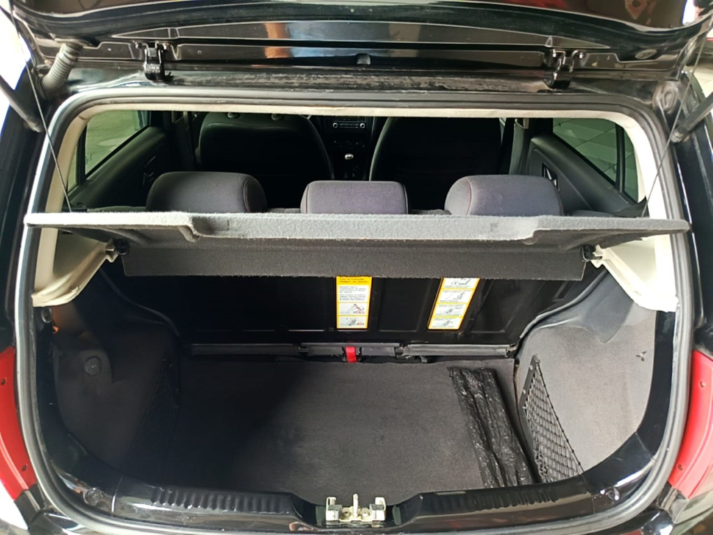 Volkswagen Fox Preto