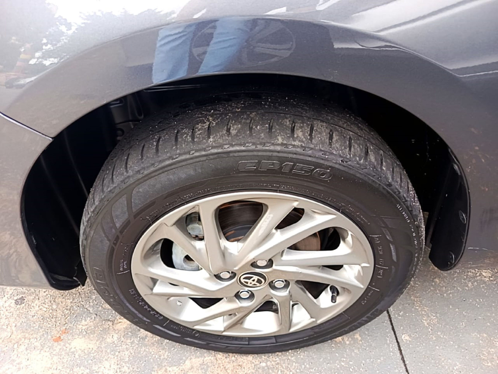 Toyota Corolla Cross Preto