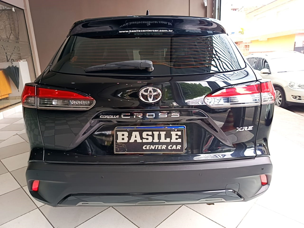Toyota Corolla Cross Preto