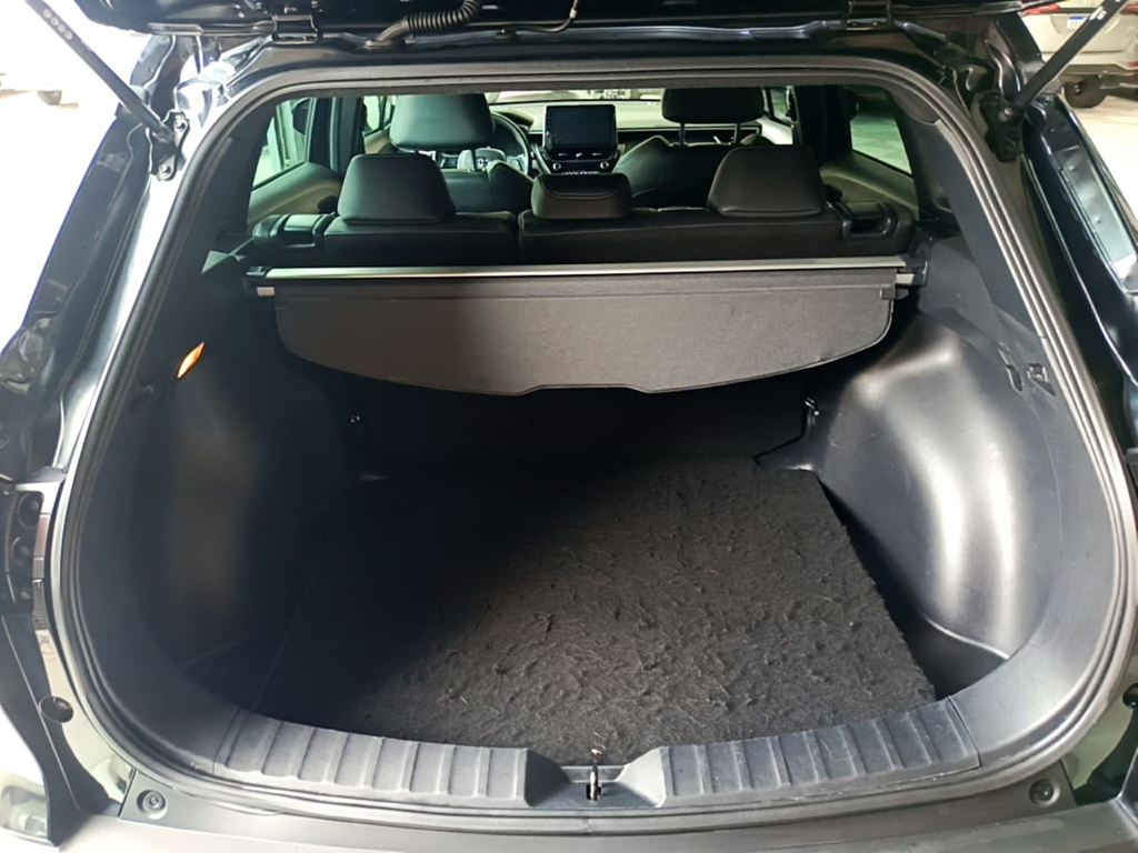 Toyota Corolla Cross Preto