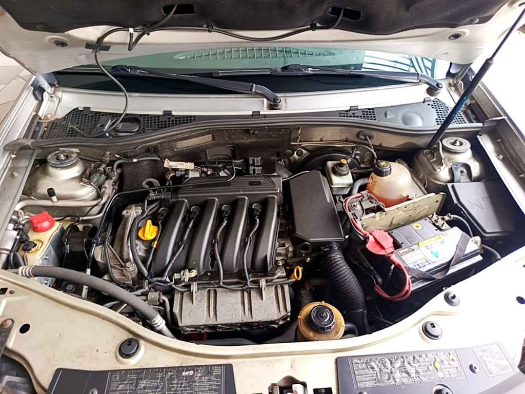 Renault Duster Prata