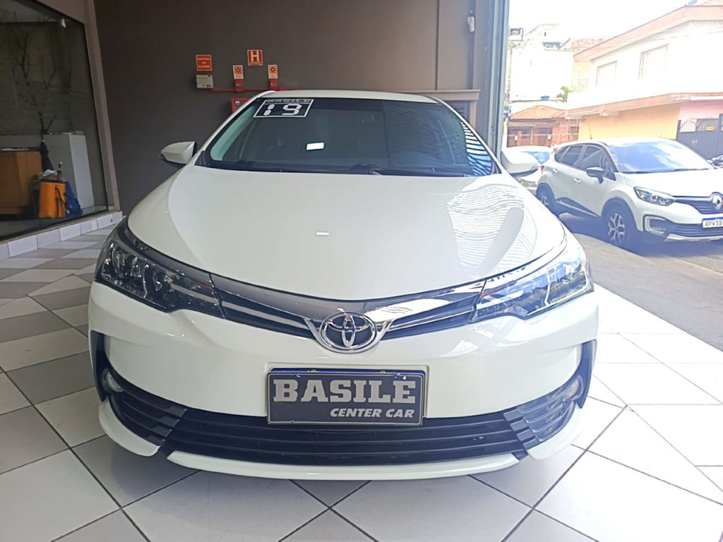 Toyota Corolla Branco