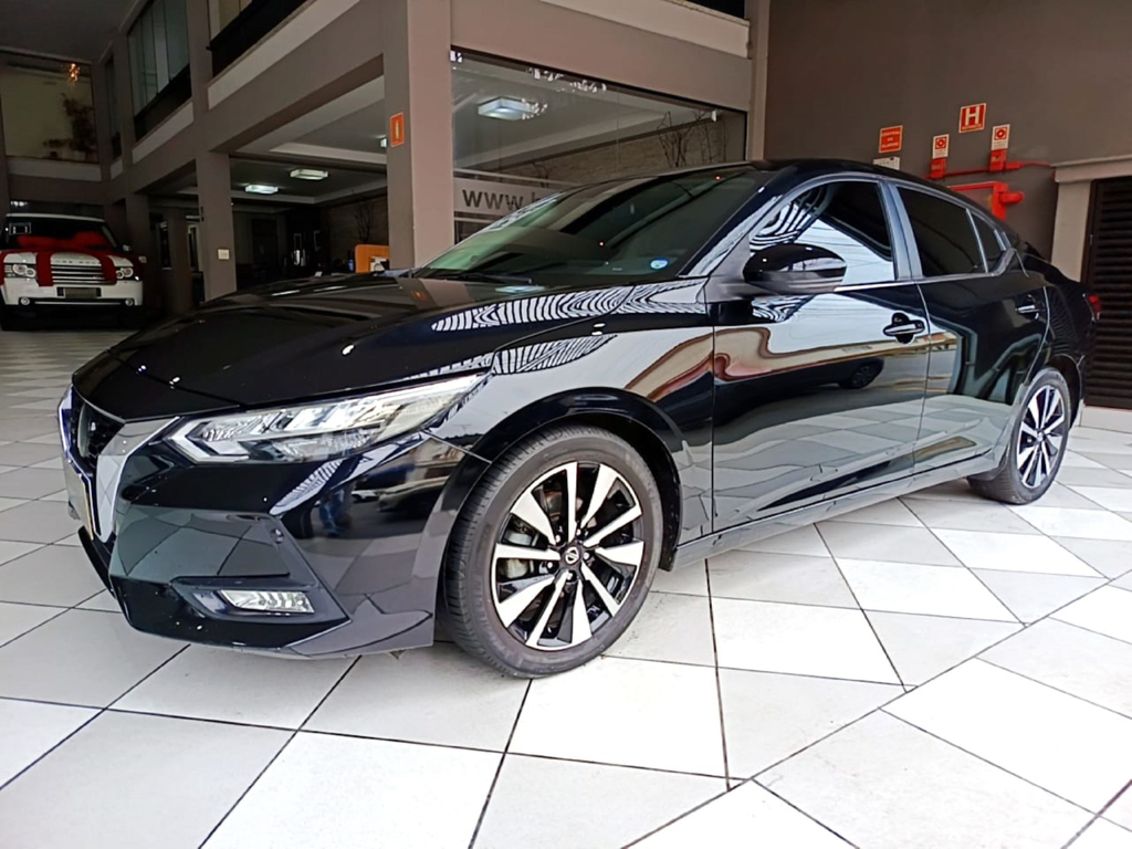 Nissan Sentra Preto