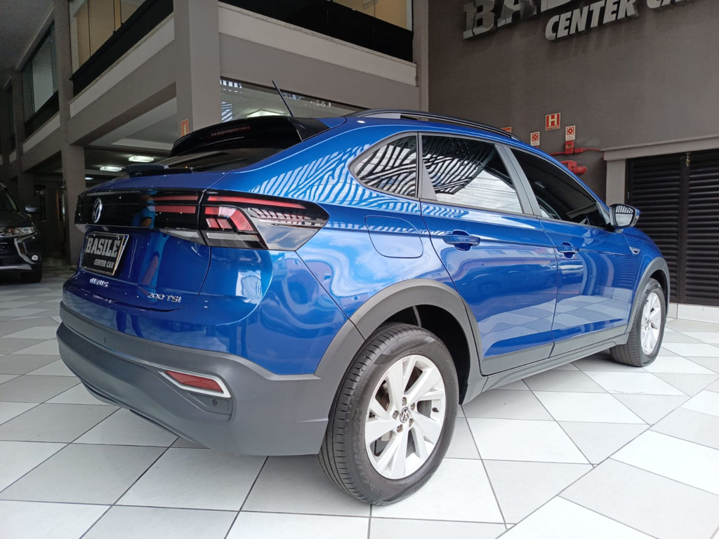 Volkswagen Nivus Azul