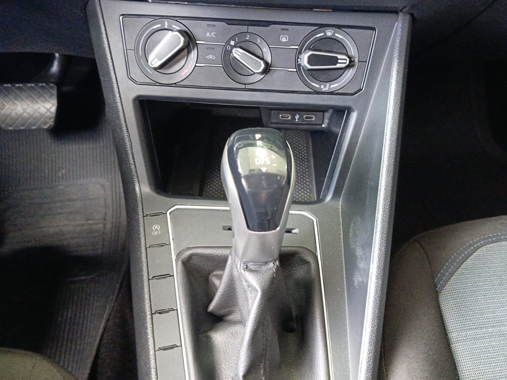 Volkswagen Nivus Azul