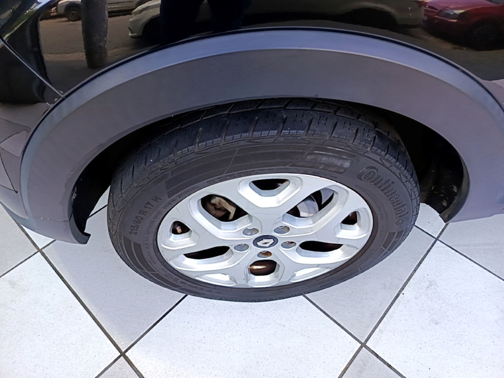 Renault Captur Preto