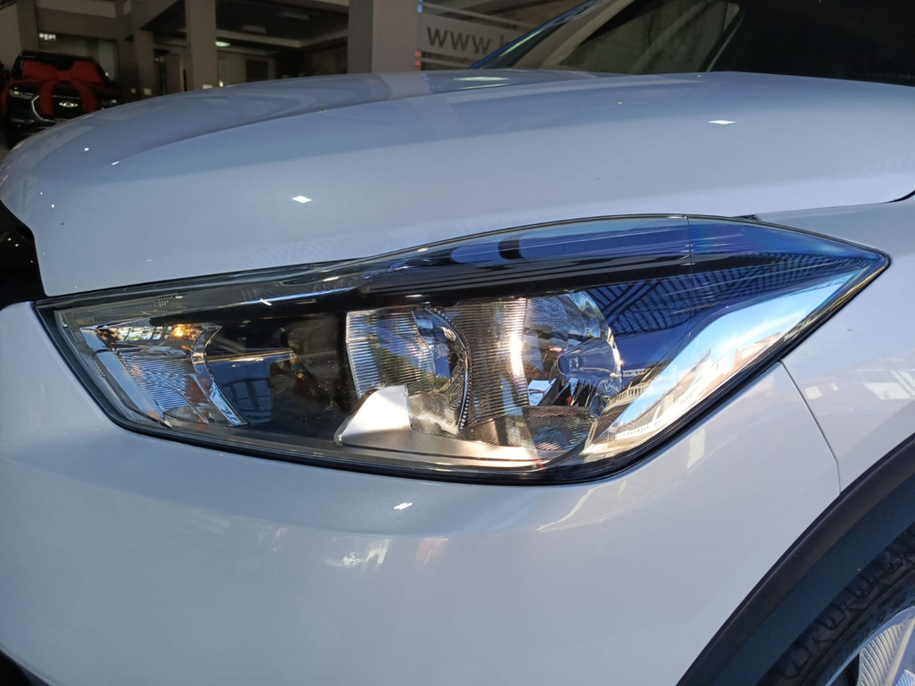 Nissan Kicks Branco