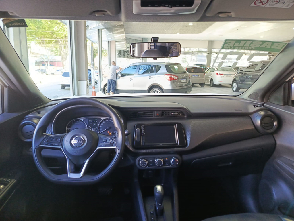 Nissan Kicks Branco