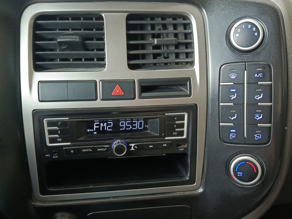 Hyundai HR Branco