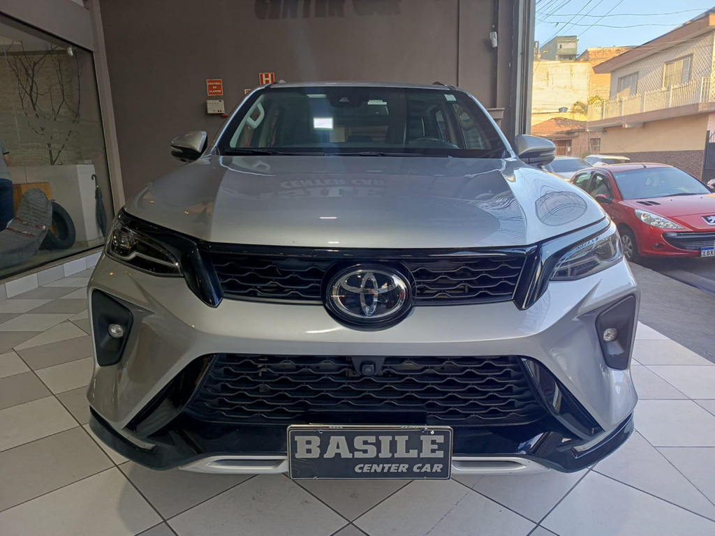 Toyota Hilux Prata