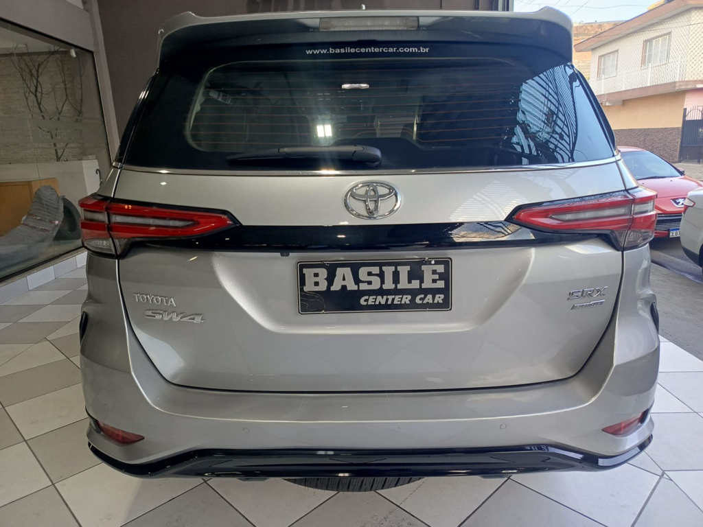 Toyota Hilux Prata