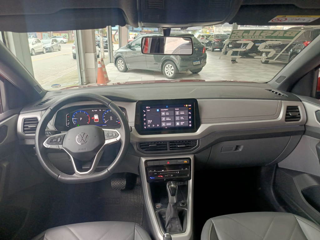 Volkswagen T-Cross Vermelho