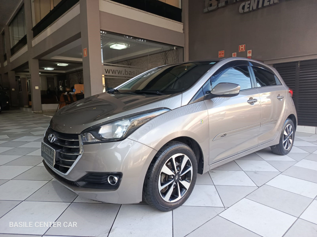 Hyundai HB20 Prata