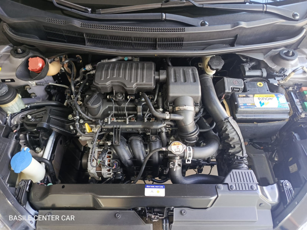 Hyundai HB20 Prata