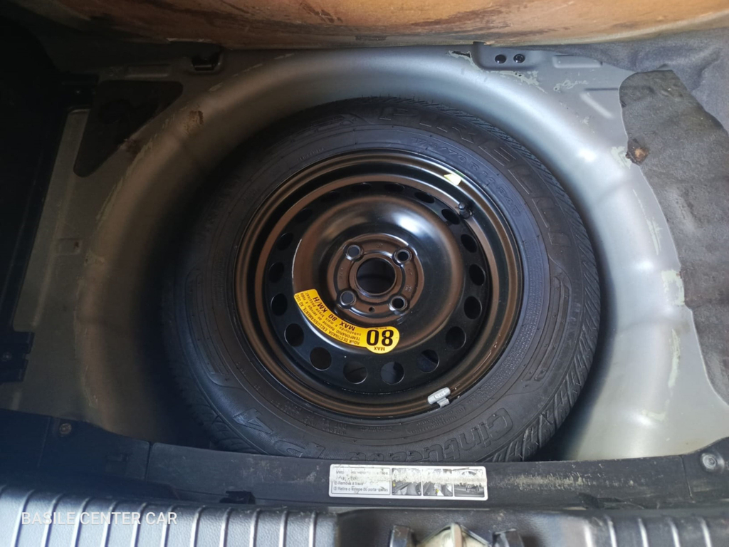 Hyundai HB20 Prata