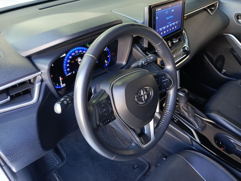 Toyota Corolla Cross Branco