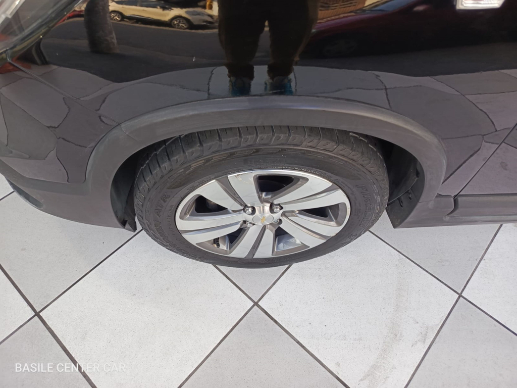 Chevrolet Spin Preto
