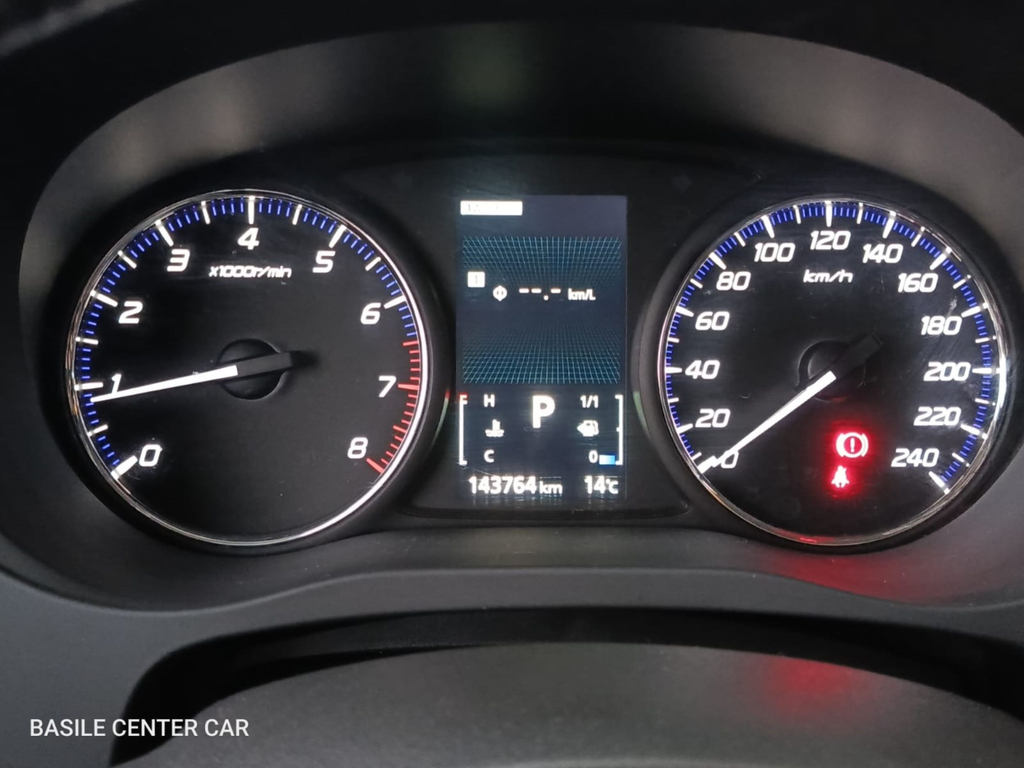 Mitsubishi Outlander Prata