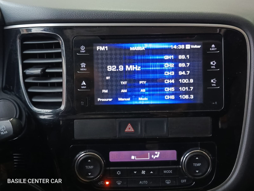 Mitsubishi Outlander Prata
