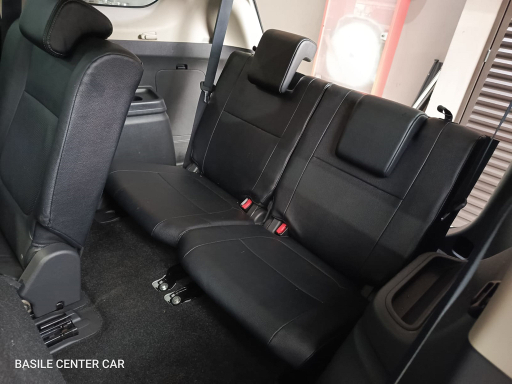 Mitsubishi Outlander Prata