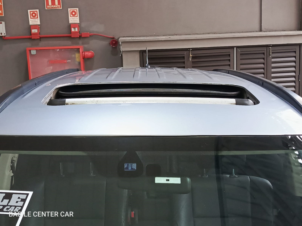 Mitsubishi Outlander Prata
