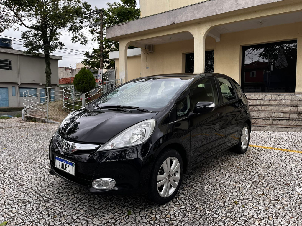 Honda Fit Preto