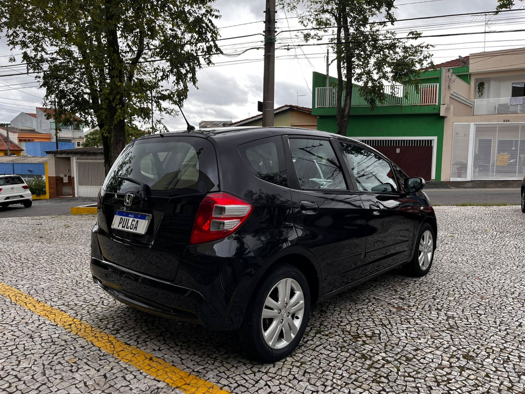 Honda Fit Preto