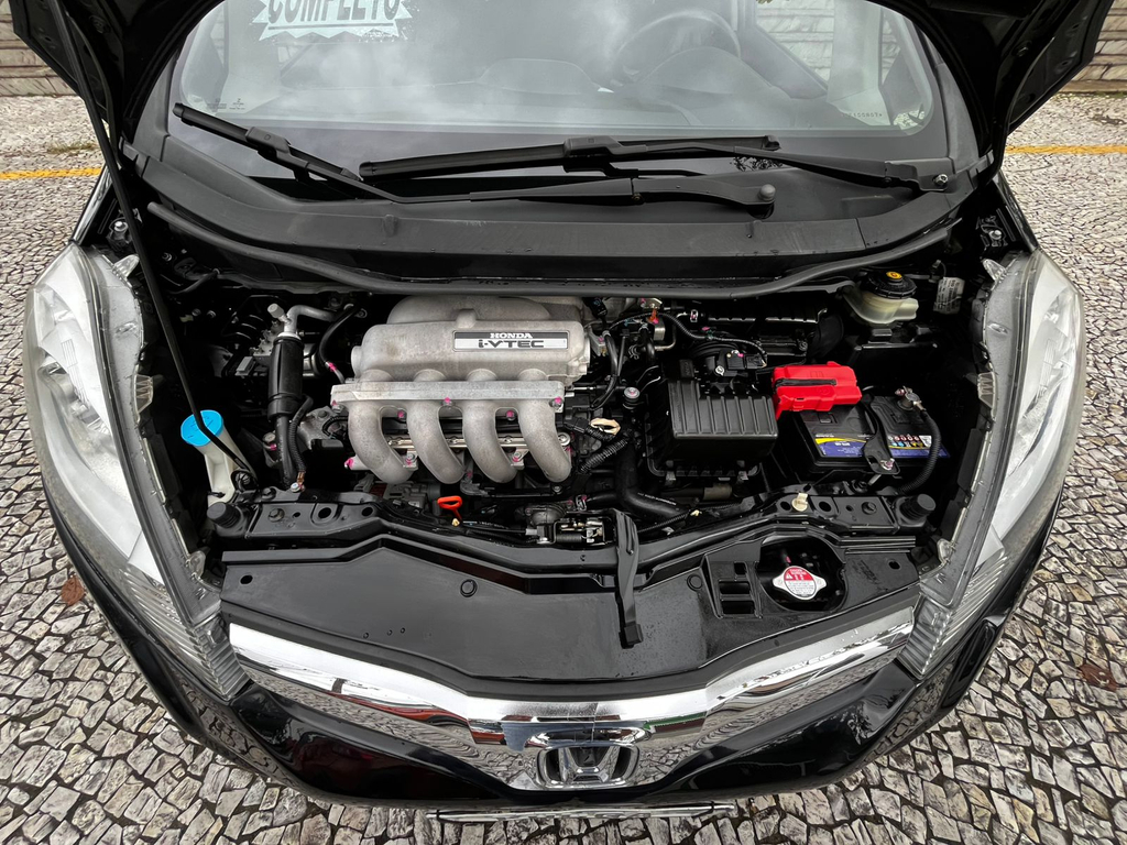 Honda Fit Preto