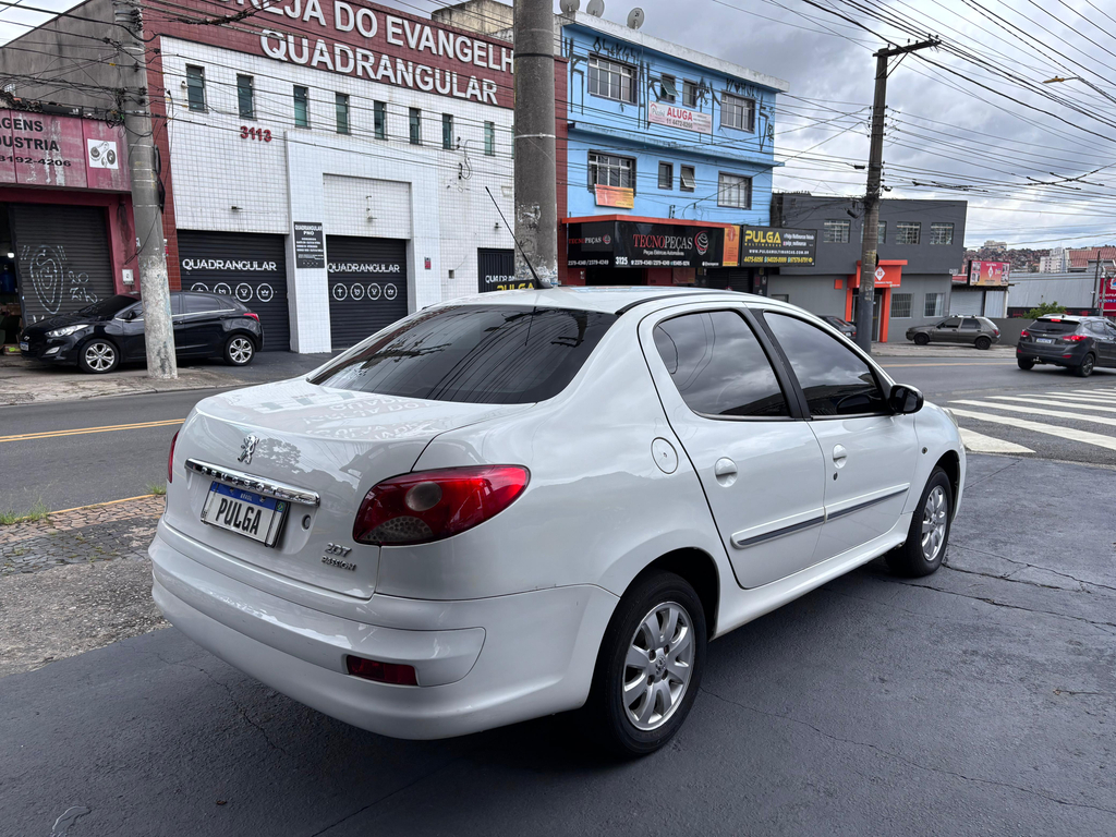 Peugeot 207 Branco