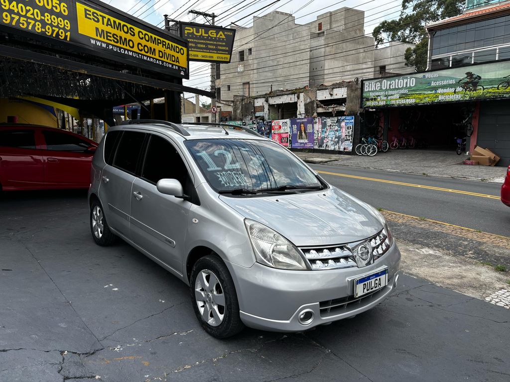 Nissan Livina Prata