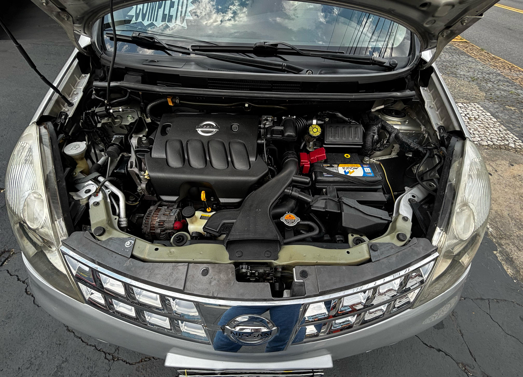 Nissan Livina Prata