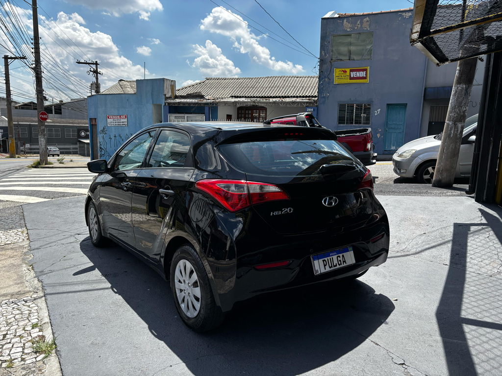 Hyundai HB20 Preto