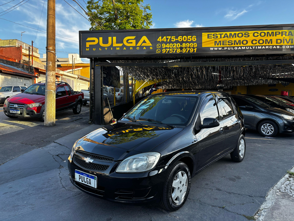 Chevrolet Celta Preto