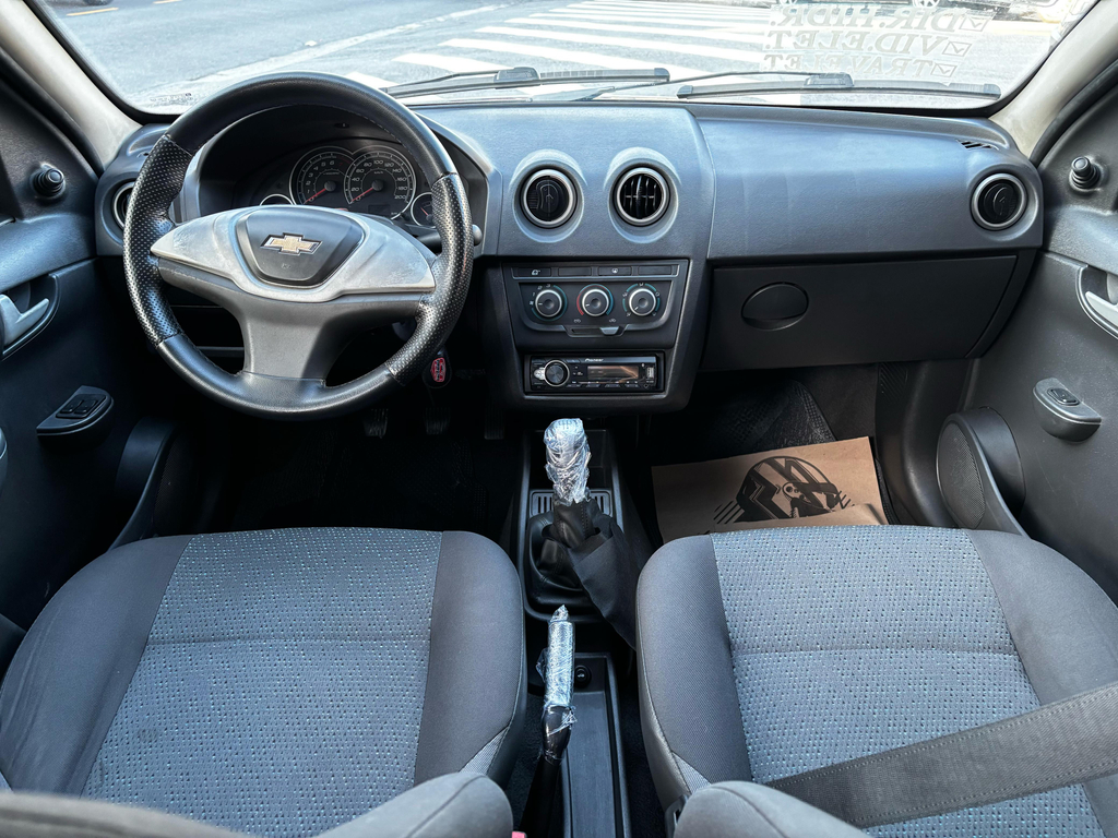 Chevrolet Celta Preto