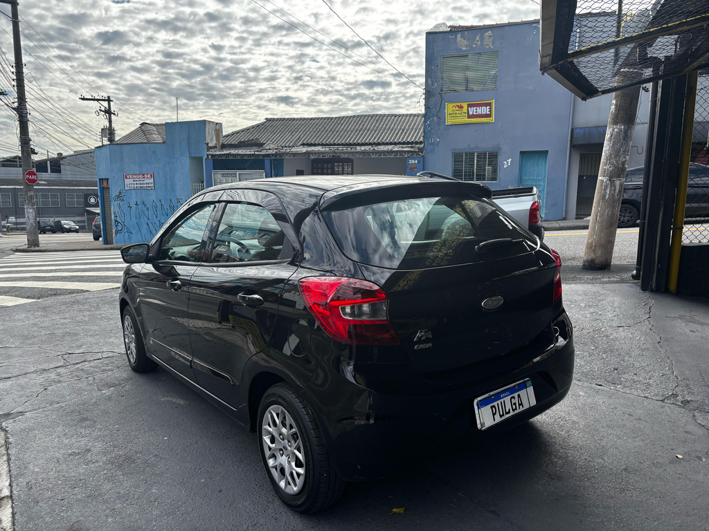 Ford Ka Preto