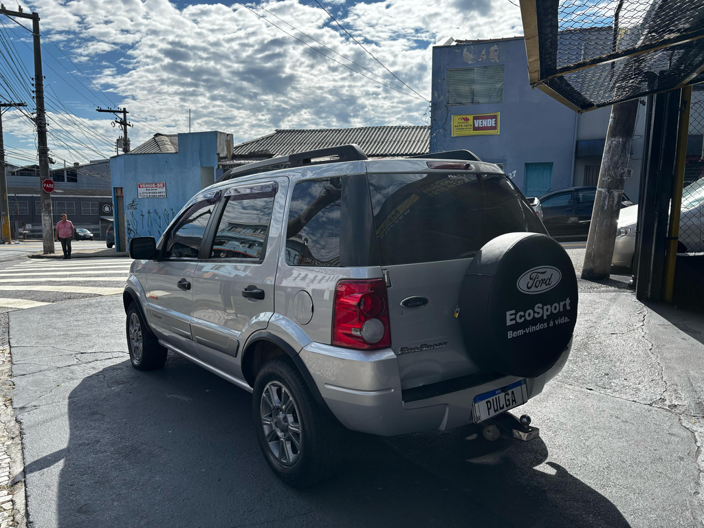 Ford EcoSport Prata